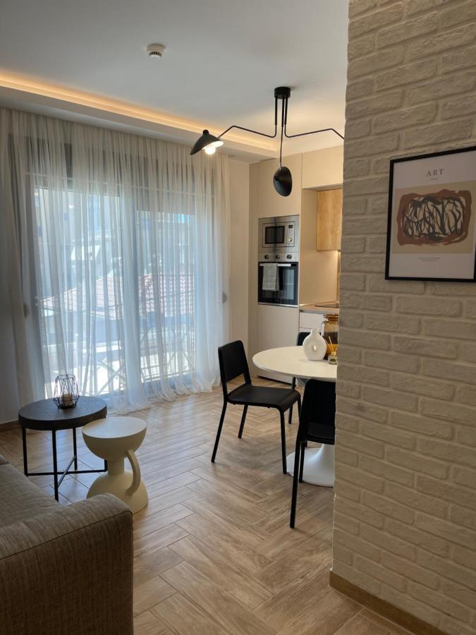C&C3 Apartments อเล็กซานโดรโพลิส ภายนอก รูปภาพ