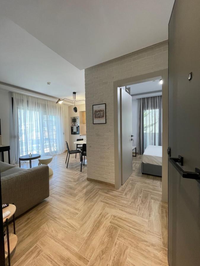 C&C3 Apartments อเล็กซานโดรโพลิส ภายนอก รูปภาพ